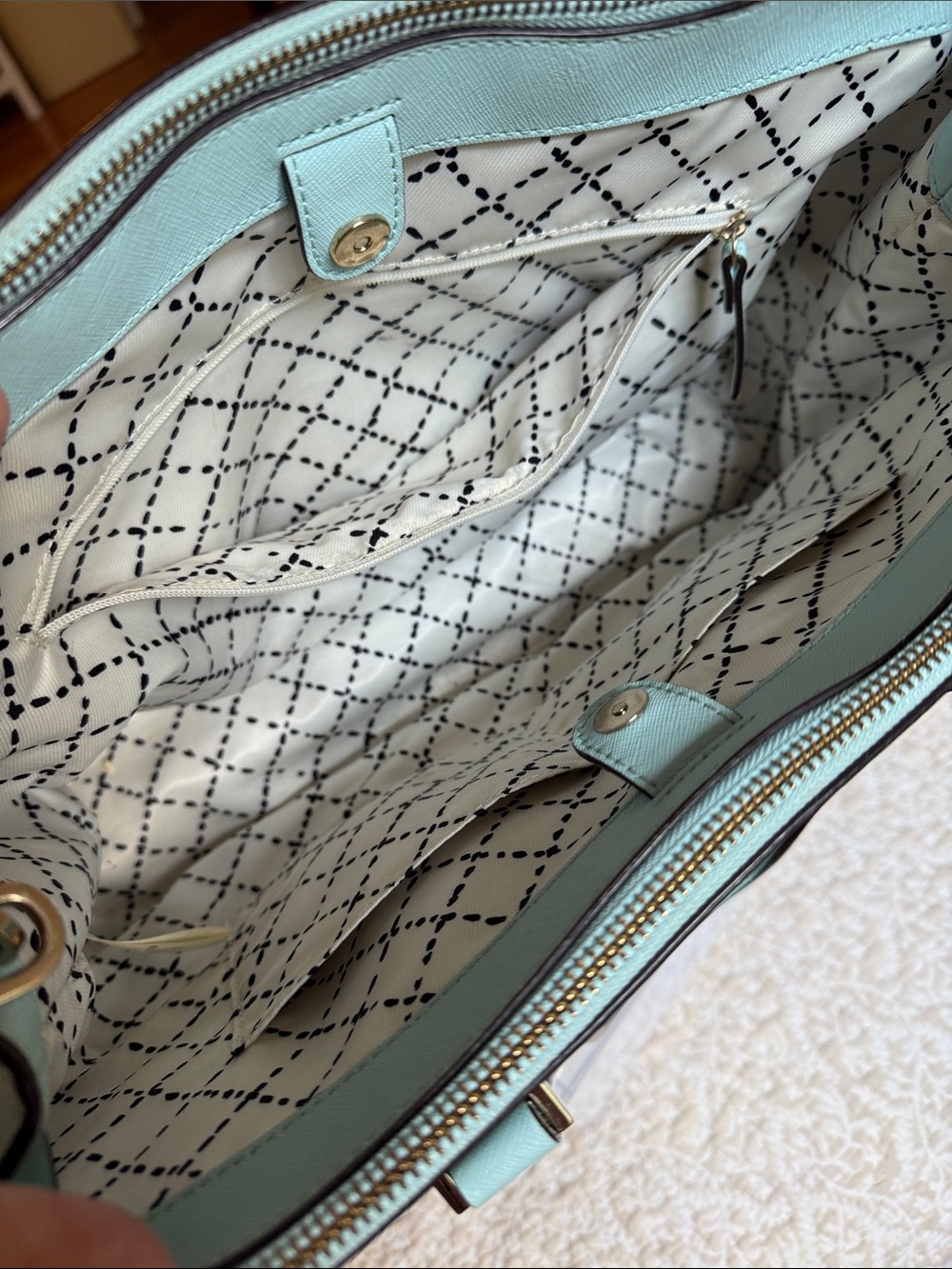 Like New! Kate Spade Crystal Blue saffiano leather satchel with detachable strap - Picture 7 of 13